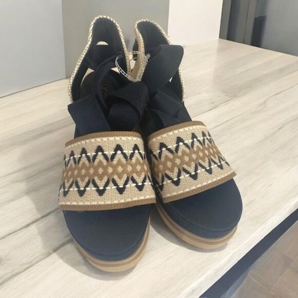 UGG Abbot Ankle Wrap Espadrille Platform Wedge Sandals Black Size 9 - Picture 4 of 10